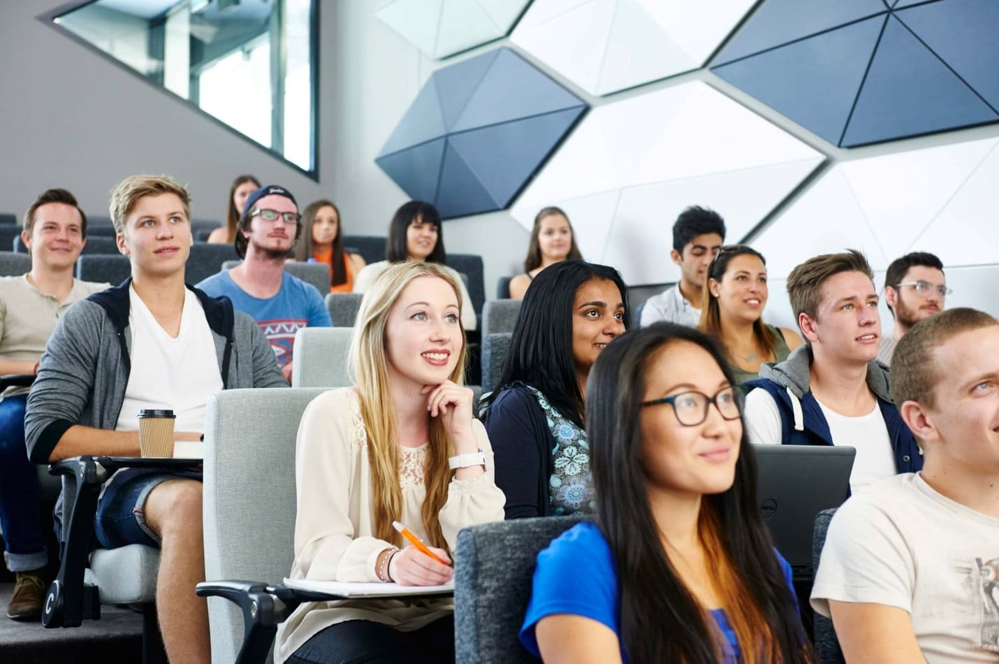 Overview of University Management Systems in the UAE: A Modern Educational Landscape